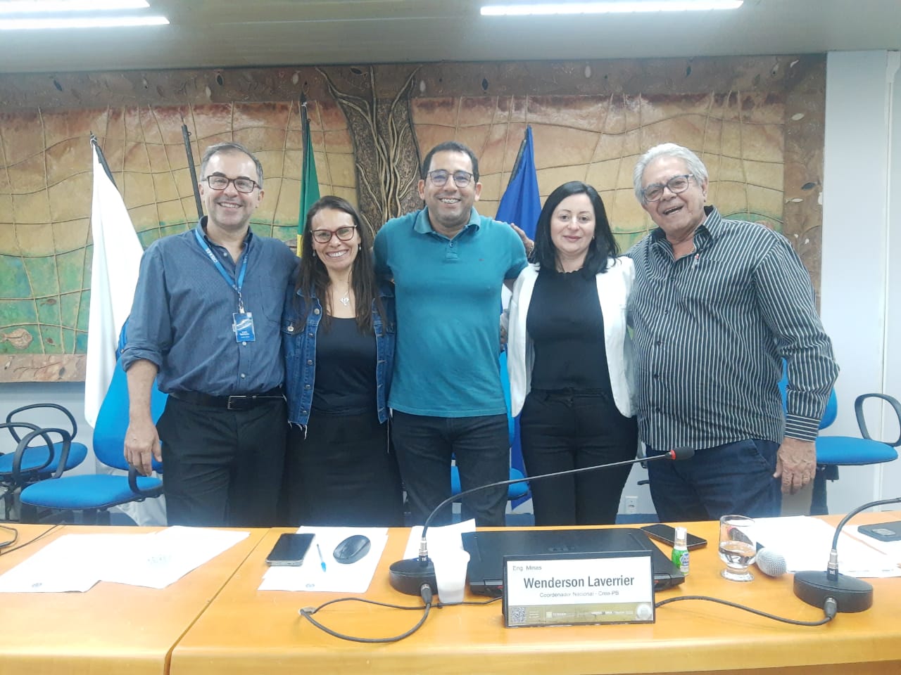 Representantes do CREA-RS e os coordenadores nacionais e o conselheiro federal